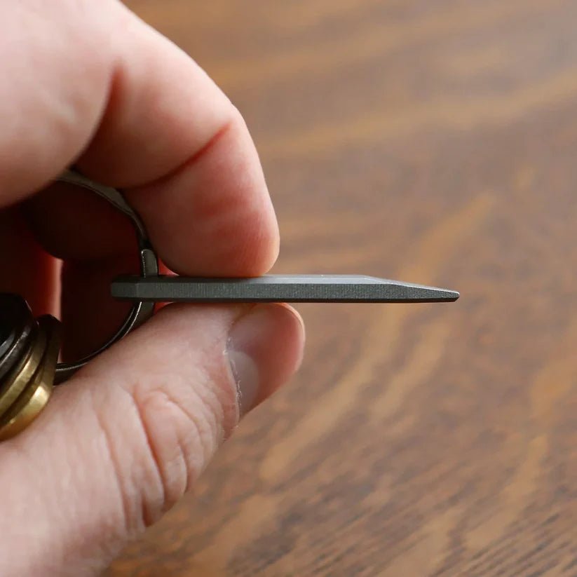 Big Idea Design (INTL) Mini Titanium Pry Bar - Grayman Trading Company