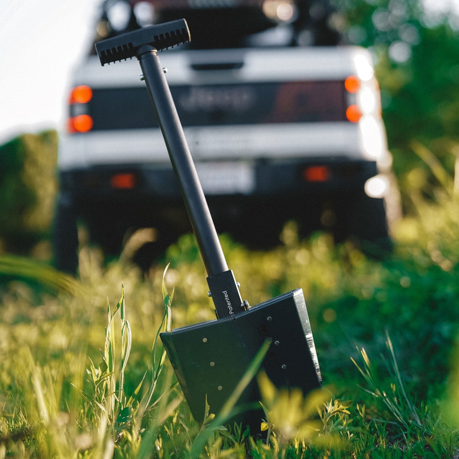 DMOS Compact Delta Shovel - Grayman Trading Company