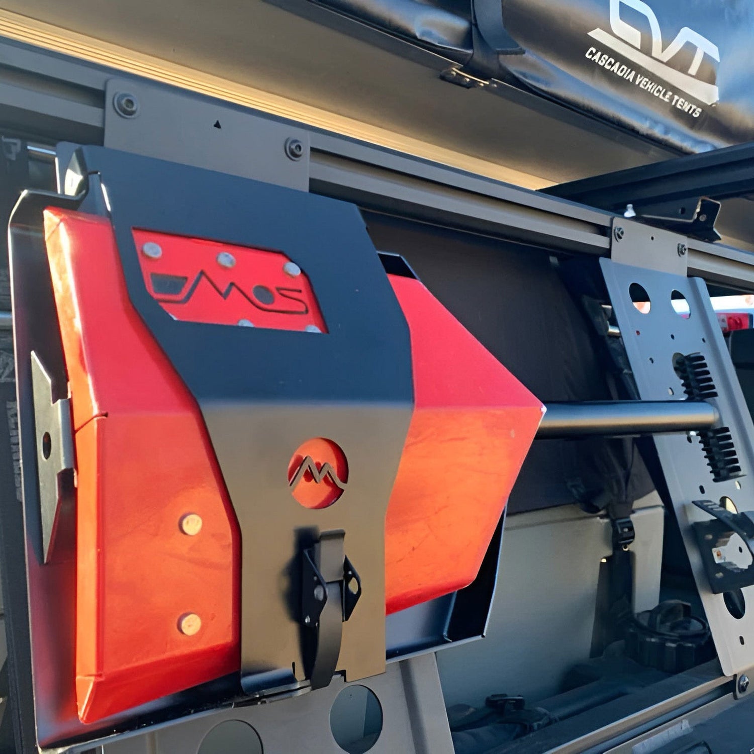 DMOS Delta Shovel - Grayman Trading Company