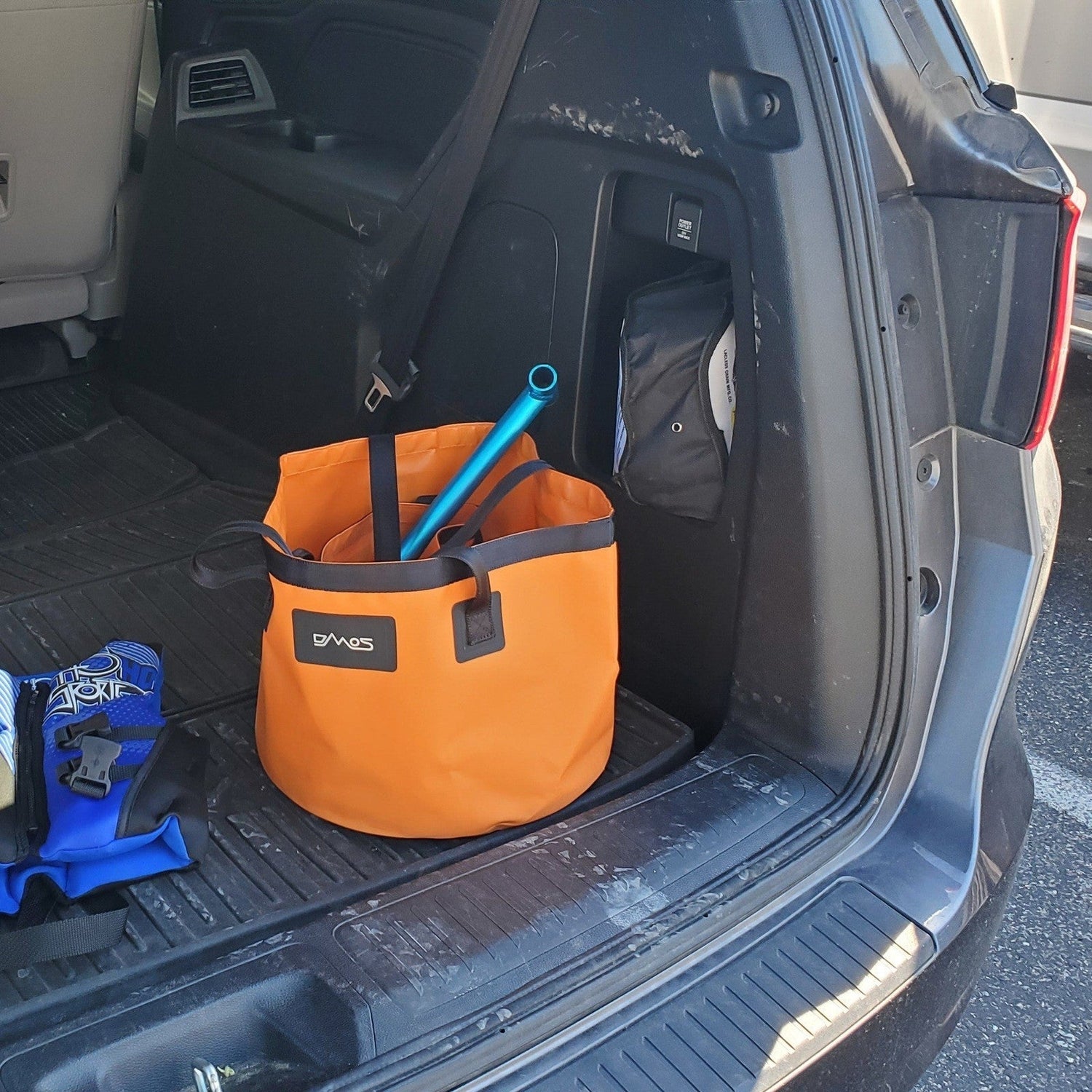 DMOS The Ruck Bucket - Foldable Camping Water Bucket - Grayman Trading Company