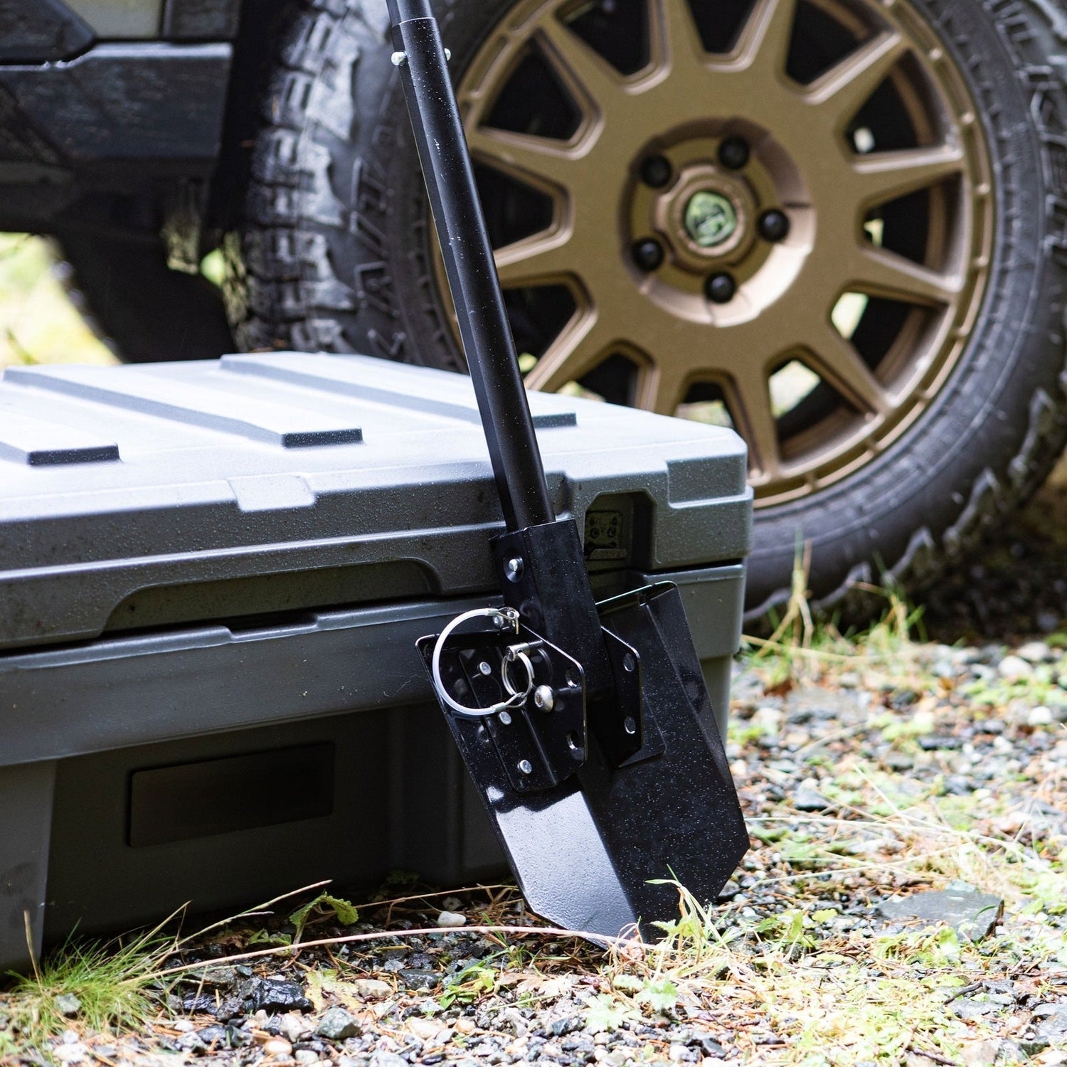 DMOS Compact Delta Shovel - Grayman Trading Company