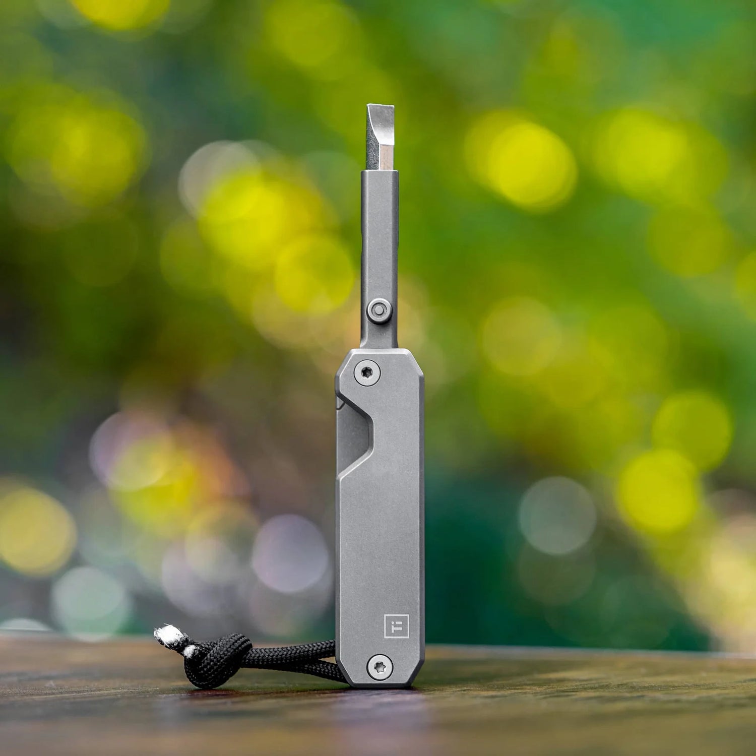 Big I Design- Ti EDS ll- The Everyday Screwdriver